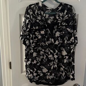 Siren Lily Black and White Floral Blouse